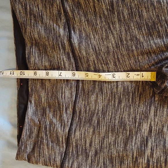 Victoria's Secret Sport M Knockout Capri - Picture 7 of 11